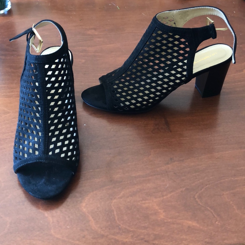 Liz Claiborne 3” heels